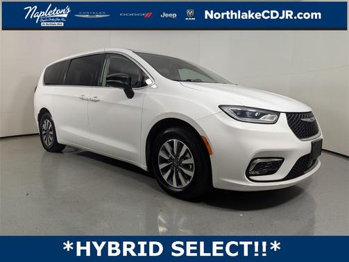 2024 Chrysler Pacifica Hybrid Select