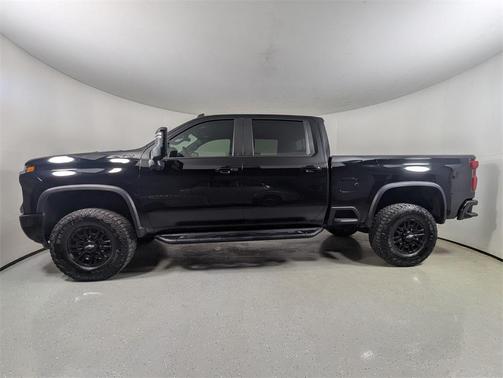 2024 Chevrolet Silverado 2500 4WD Crew Cab Standard Bed ZR2