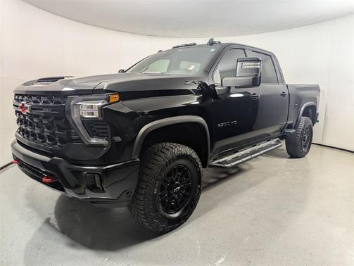 2024 Chevrolet Silverado 2500 4WD Crew Cab Standard Bed ZR2