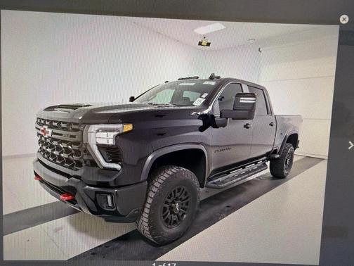 2024 Chevrolet Silverado 2500 4WD Crew Cab Standard Bed ZR2