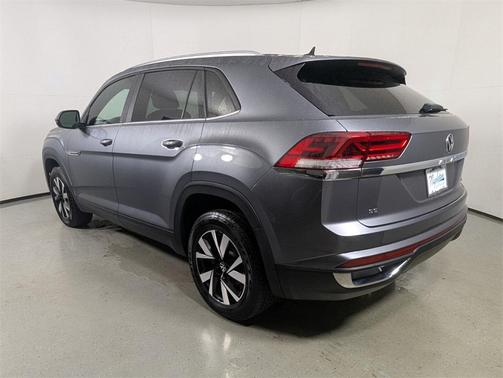 2022 Volkswagen Atlas Cross Sport 2.0T SE