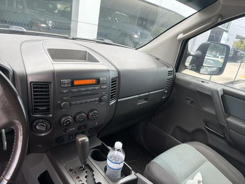 Radiant Silver 2007 Nissan Titan SE Crew Cab