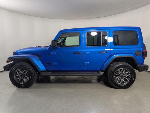 2026 Jeep Wrangler 4-Door Sahara 4x4