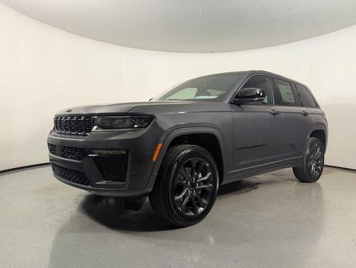 Baltic Gray Metallic Clearcoat 2026 Jeep Grand Cherokee Limited