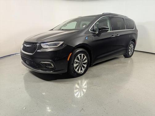 2021 Chrysler Pacifica Hybrid Touring L