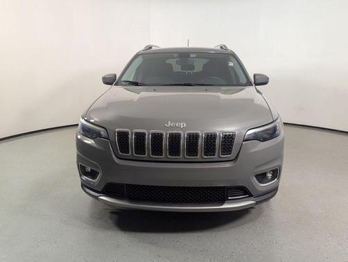 Sting-Gray Clearcoat 2019 Jeep Cherokee Limited