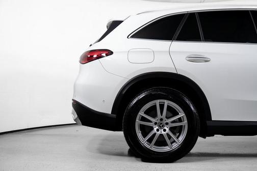White 2023 Mercedes-Benz GLC 300 Base