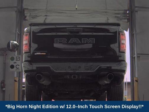 Diamond Black Crystal Pearlcoat 2025 RAM 1500 Big Horn/Lone Star