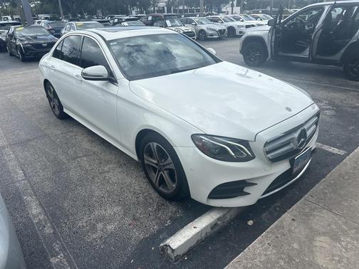 2018 Mercedes-Benz E-Class 4MATIC