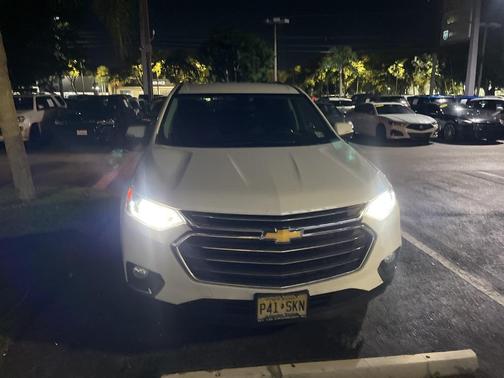2021 Chevrolet Traverse LT Cloth