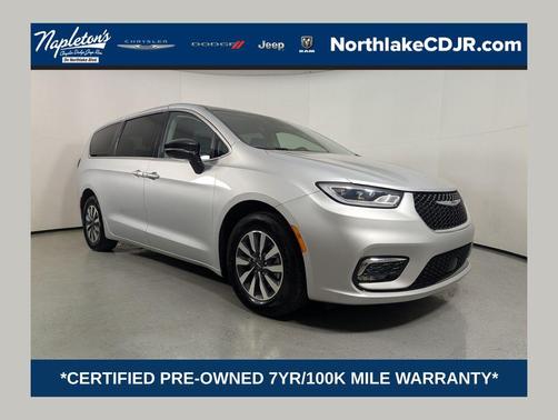 2024 Chrysler Pacifica Hybrid Select