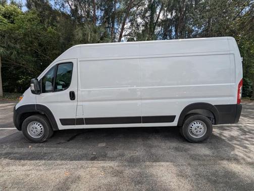 2025 RAM ProMaster 2500 Tradesman