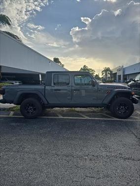 2023 Jeep Gladiator Mojave 4x4