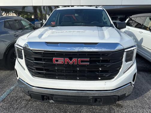 2025 GMC Sierra 1500 Pro