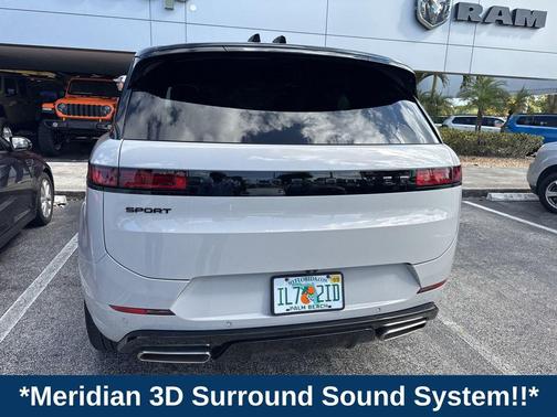 2025 Land Rover Range Rover Sport SE