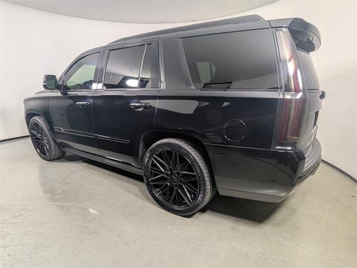 2018 Cadillac Escalade Platinum