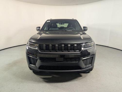 2026 Jeep Grand Cherokee Altitude