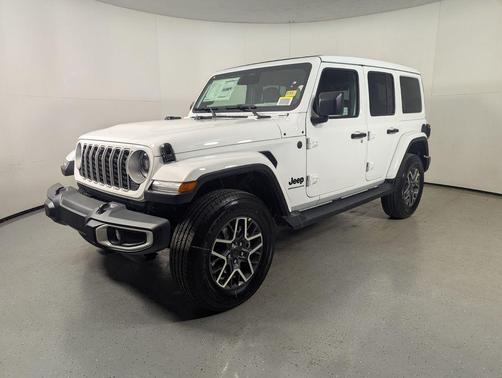 2026 Jeep Wrangler 4-Door Sahara 4x4
