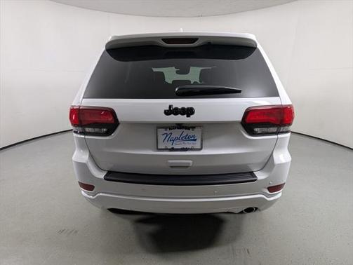 2022 Jeep Grand Cherokee Laredo