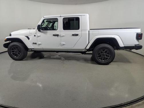 2025 Jeep Gladiator Sport S