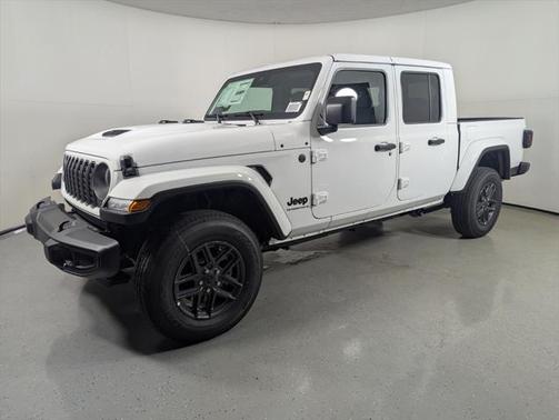2025 Jeep Gladiator Sport S