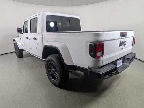 2025 Jeep Gladiator Sport S