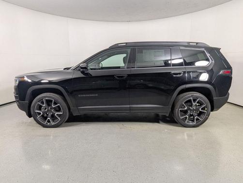 2026 Jeep Cherokee Overland