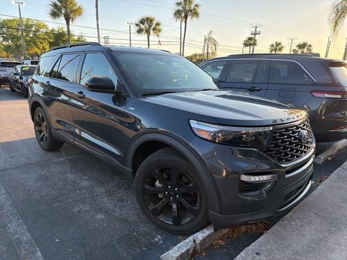 Stone Blue Metallic 2023 Ford Explorer ST-Line