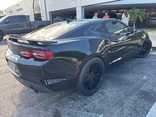 Black 2020 Chevrolet Camaro RWD Coupe LT1