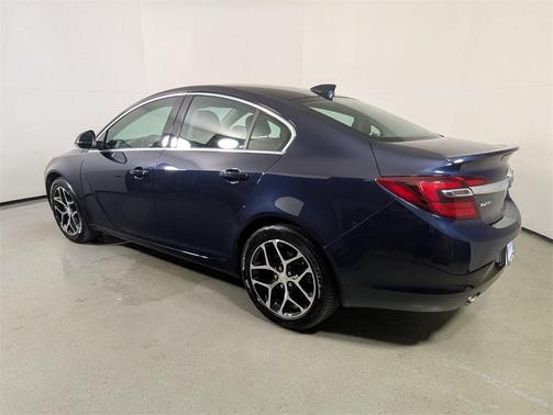 2017 Buick Regal Turbo Sport Touring