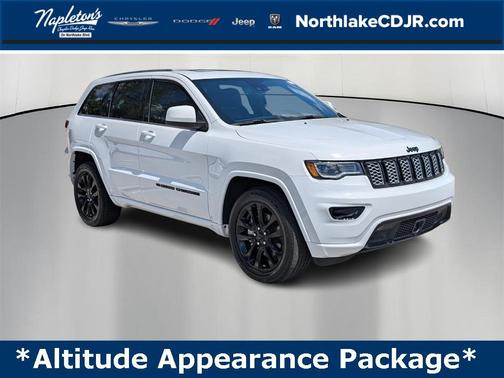 2022 Jeep Grand Cherokee Laredo