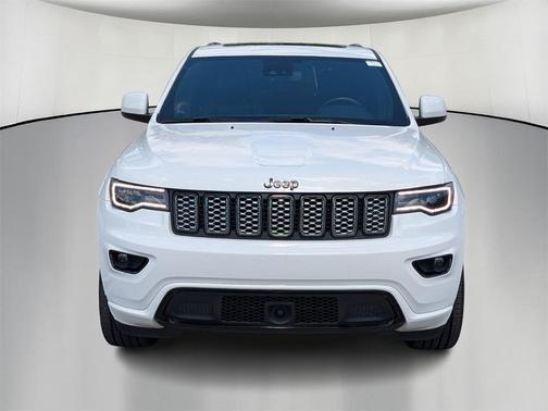 2022 Jeep Grand Cherokee Laredo