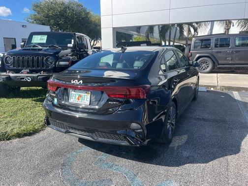 2023 Kia Forte GT-Line