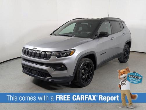 Billet Silver Metallic Clearcoat 2022 Jeep Compass Latitude