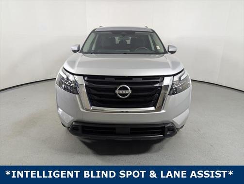 2024 Nissan Pathfinder SV FWD