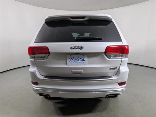 2020 Jeep Grand Cherokee Summit