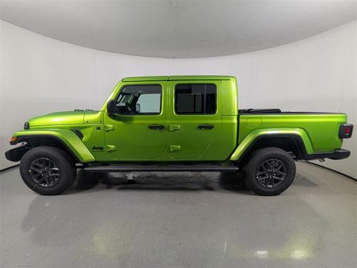 2026 Jeep Gladiator Sport S