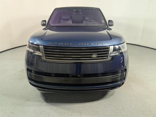 2023 Land Rover Range Rover SV
