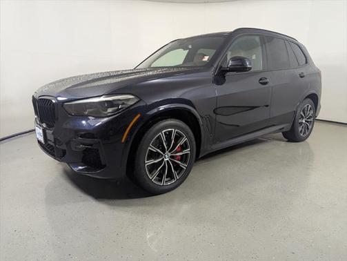 2022 BMW X5 M50i