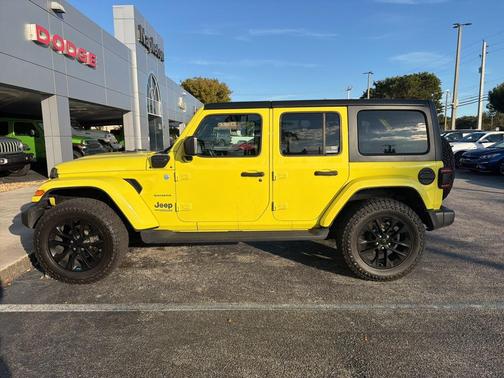 2022 Jeep Wrangler Unlimited 4xe Sahara