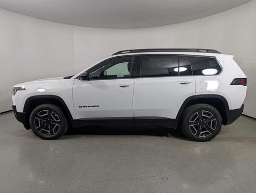 2026 Jeep Cherokee Laredo 4x4