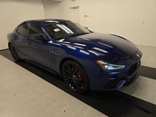 2022 Maserati Ghibli Modena