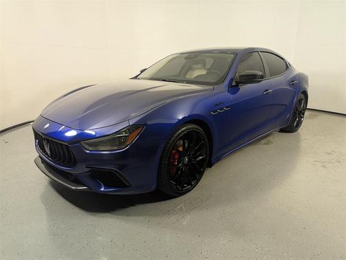 2022 Maserati Ghibli Modena