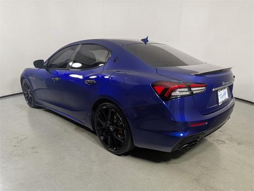 2022 Maserati Ghibli Modena