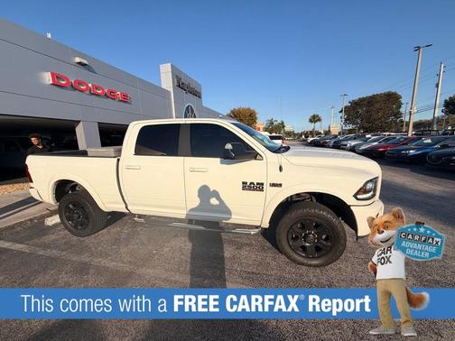 2017 RAM 2500 Laramie Crew Cab 4x4 6'4' Box