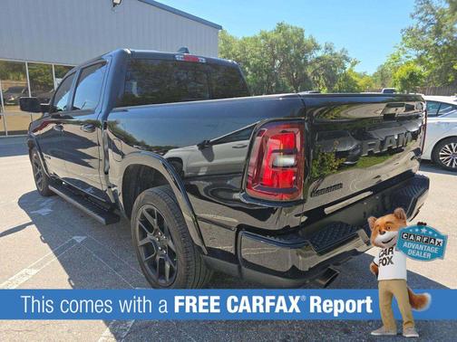 Diamond Black Crystal Pearlcoat 2025 RAM 1500 Laramie