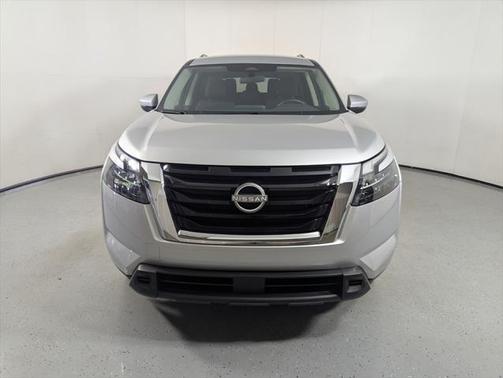 2025 Nissan Pathfinder SV FWD