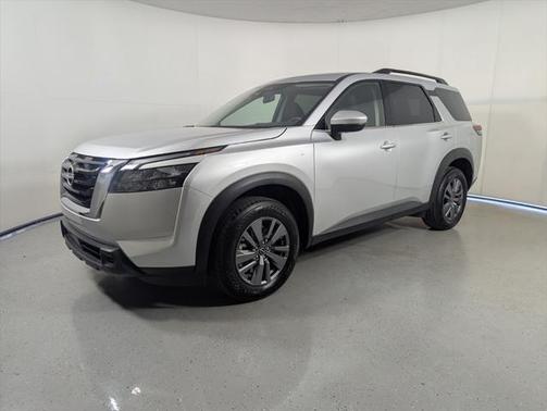 2025 Nissan Pathfinder SV FWD