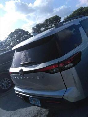 2025 Nissan Pathfinder SV FWD