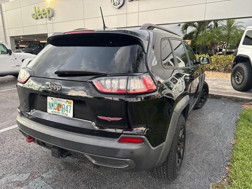 2019 Jeep Cherokee Trailhawk Elite
